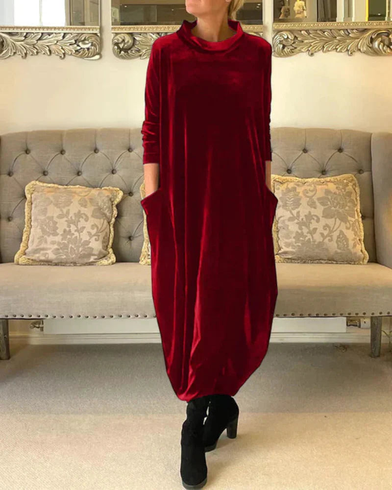 Janet | Elegant Velvet Winter Dress with Pockets